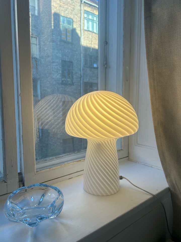 Anden bordlampe, Mushroom Bahne