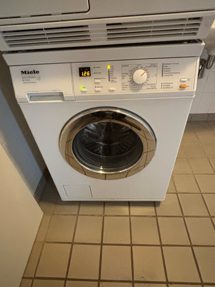 Miele vaskemaskine, W2243,