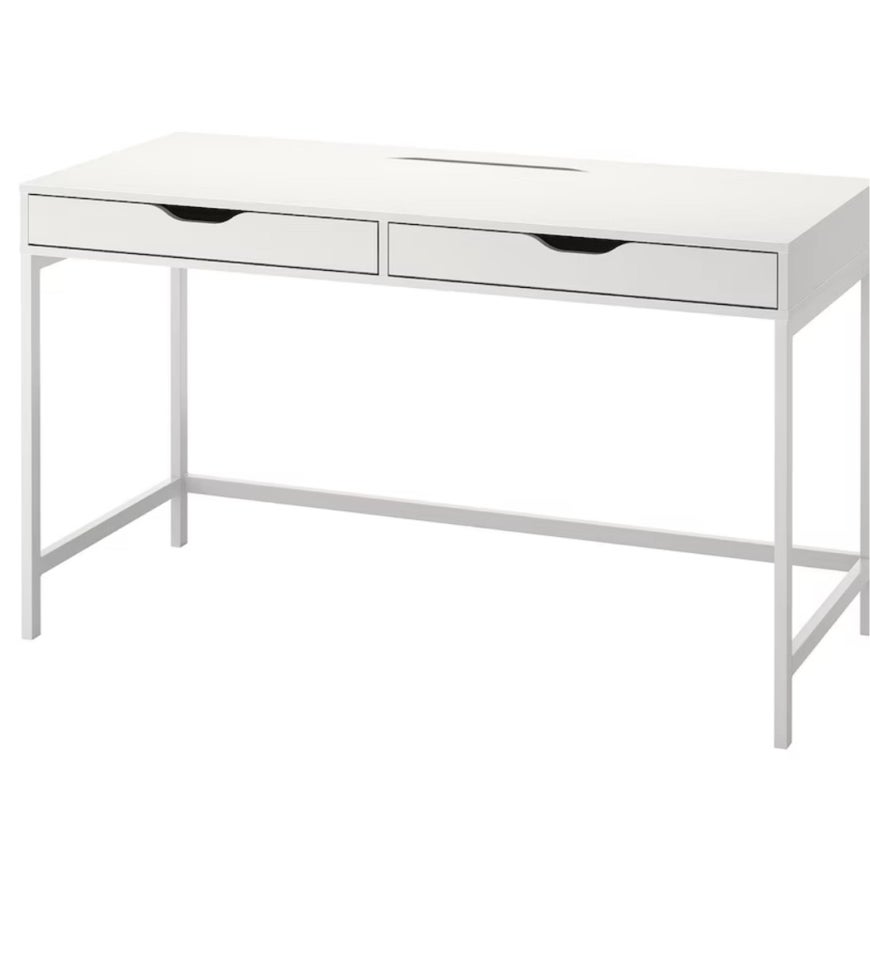 Skrivebord, Ikea, b: 132 d: 58 h: 76