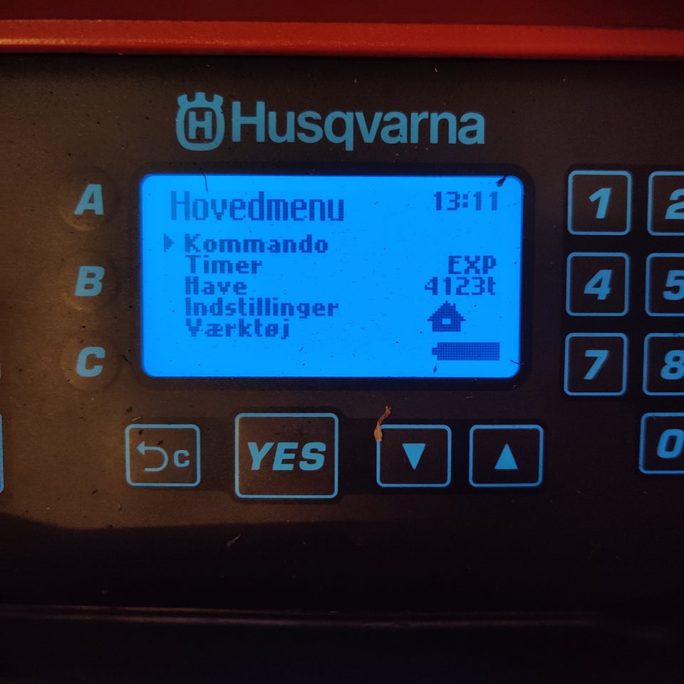 Robotplæneklipper, Husqvarna