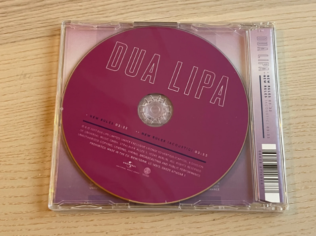 Dua Lipa: New Rules, pop