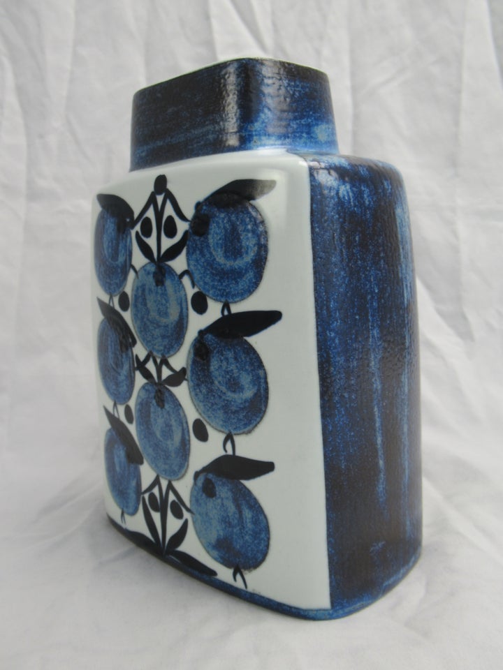 Grethe Helland Hansen Vase