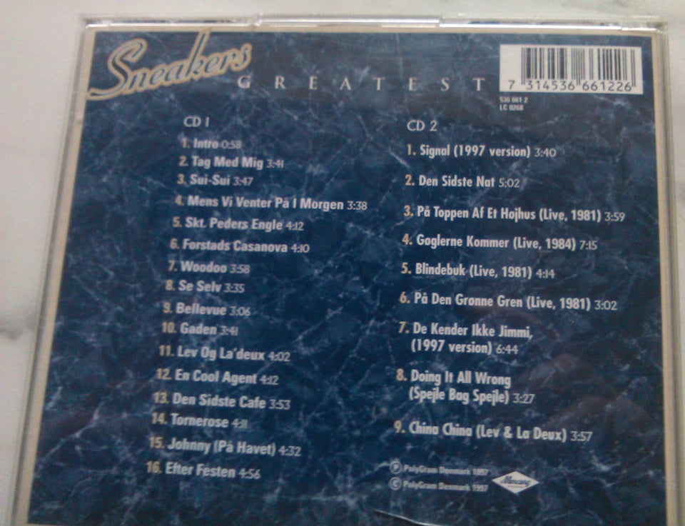 SNEAKERS: GREATEST (2CD, rock