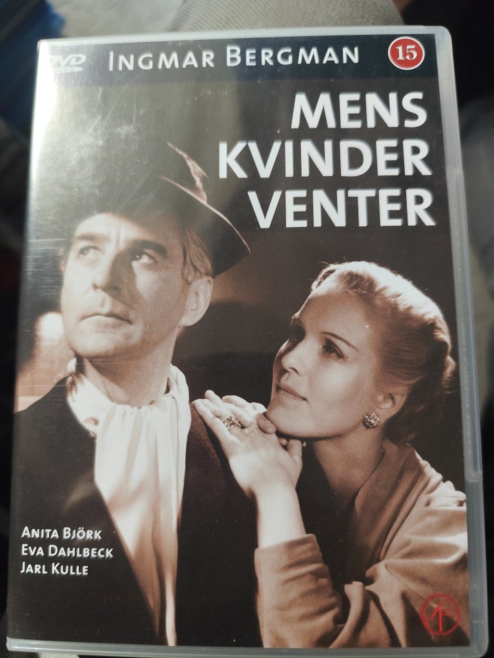 Mens kvinder venter, DVD, drama