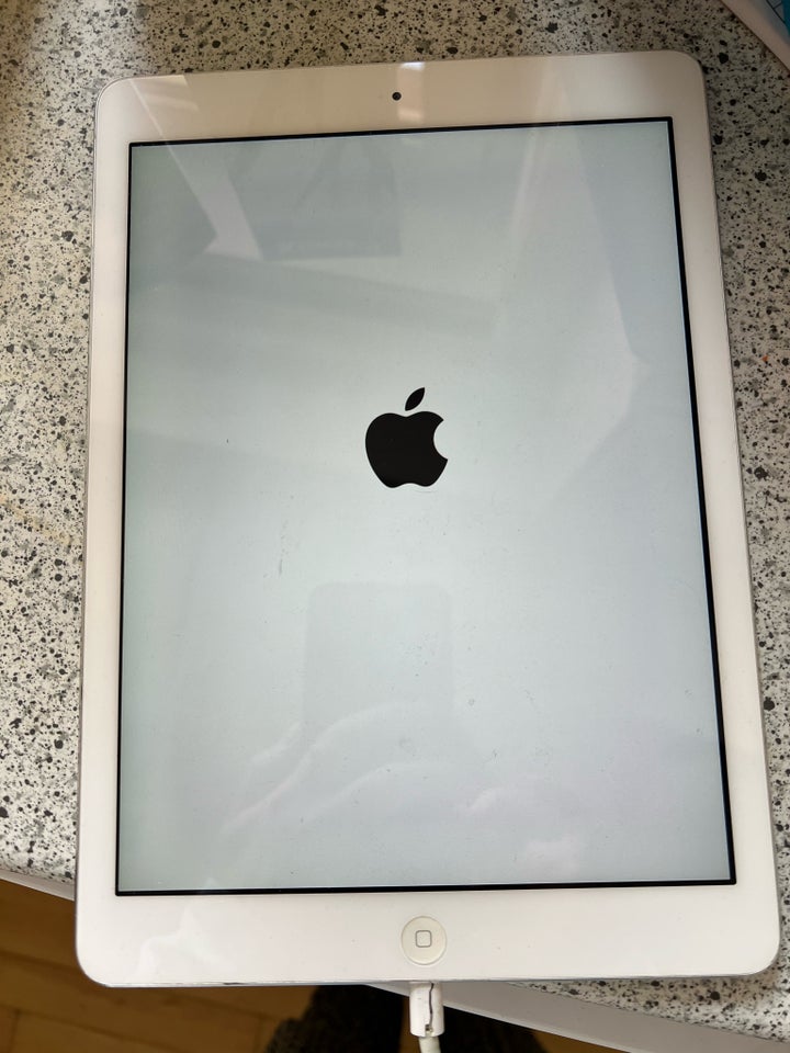 iPad Air, 16 GB, hvid