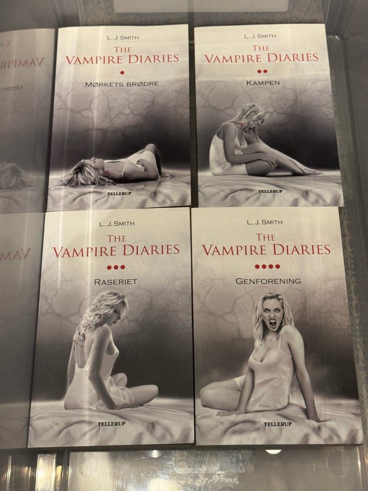 The Vampire Diaries , L. J. Smith,