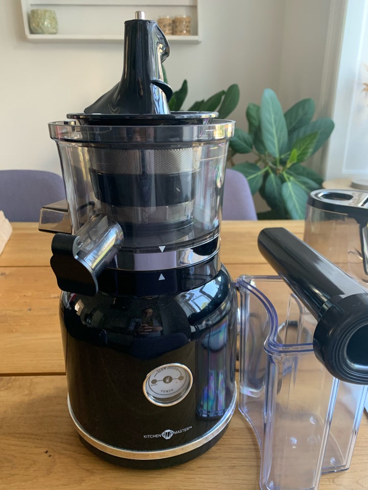 Slowjuicer  Kitchen Master