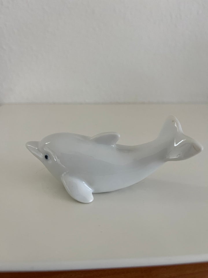 Fin porcelæns delfin, 9 cm