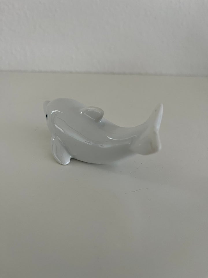 Fin porcelæns delfin, 9 cm