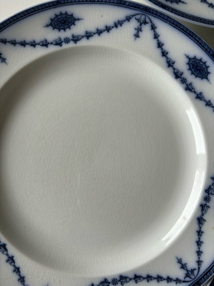 Porcelæn Tallerkner 4 stk