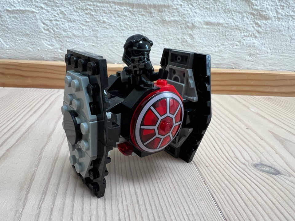 Lego Star Wars 75194