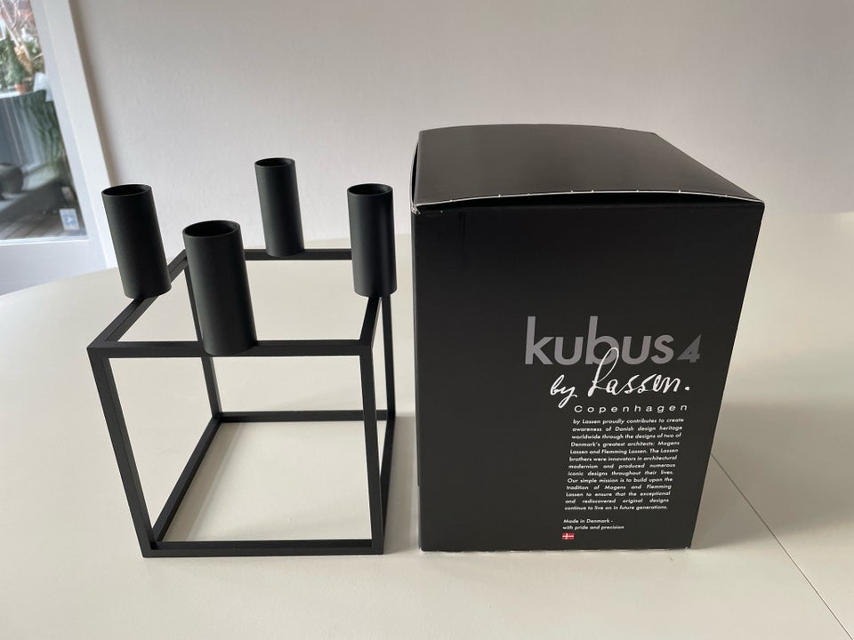 Kubus 4 lysestage, Kubus by Lassen