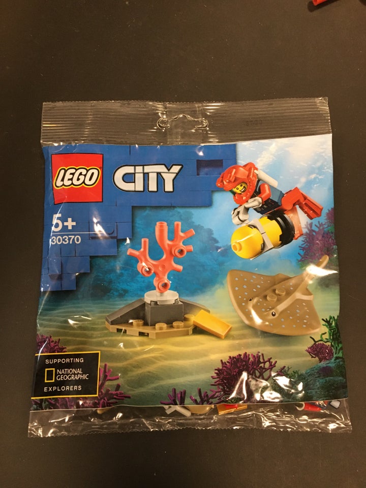 Lego City, 30370