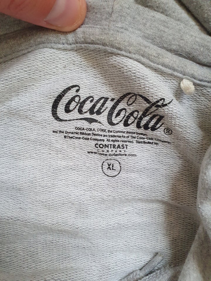 Coca Cola, Hættetrøje