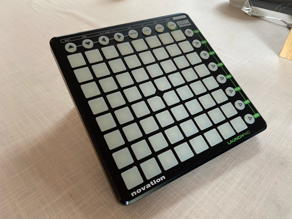 Novation launchpad Novation