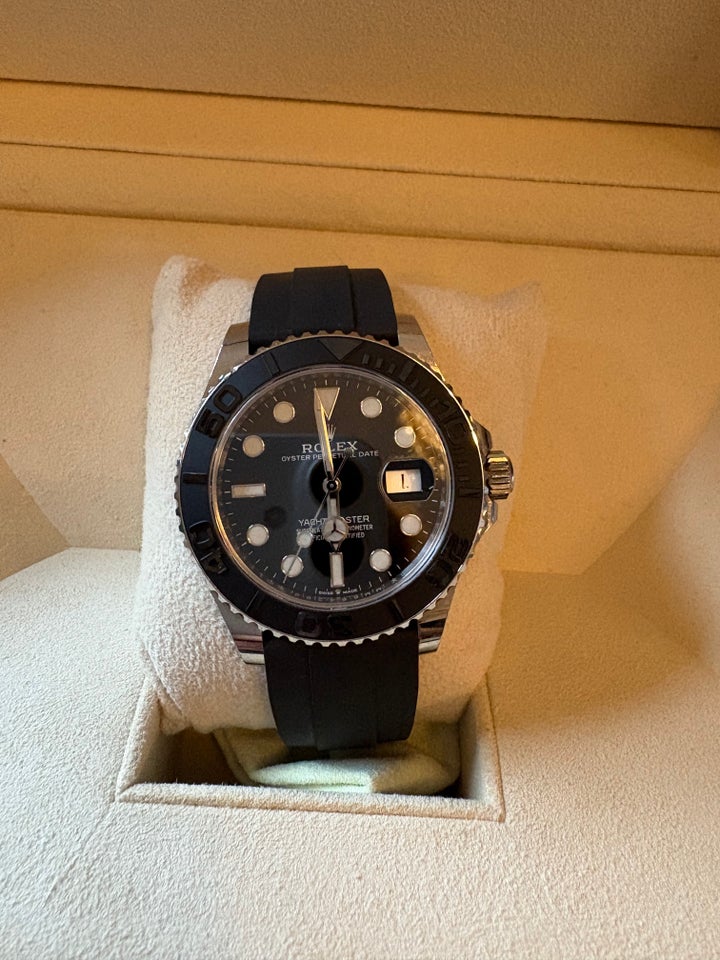 Rolex Yacht-Master 42