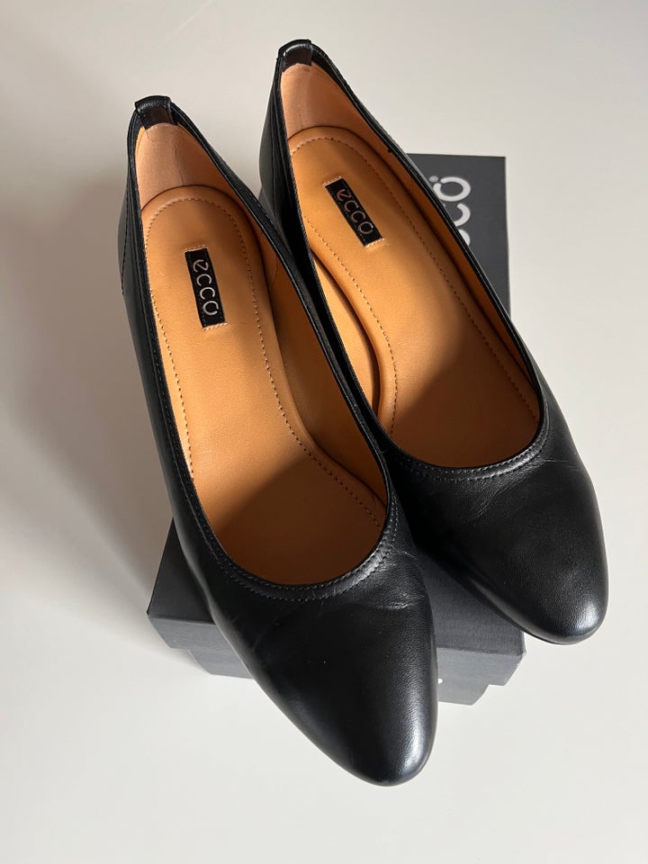 Pumps, str. 39, Ecco