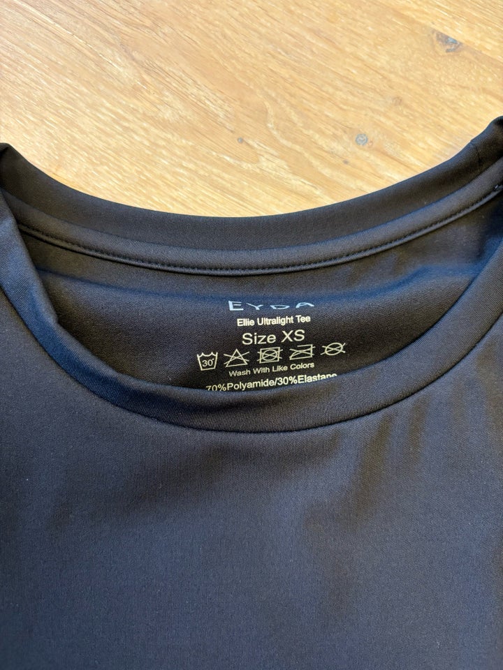 Fitnesstøj, Shorts og t-shirt,