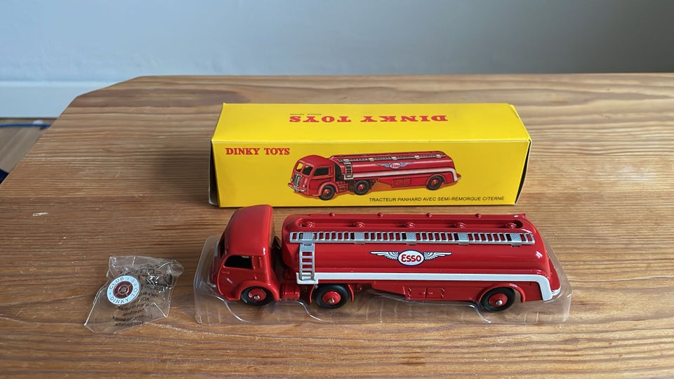 Legetøj, Dinky toys 32 c