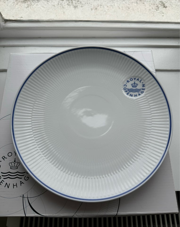 Porcelæn, Plade, Kruset