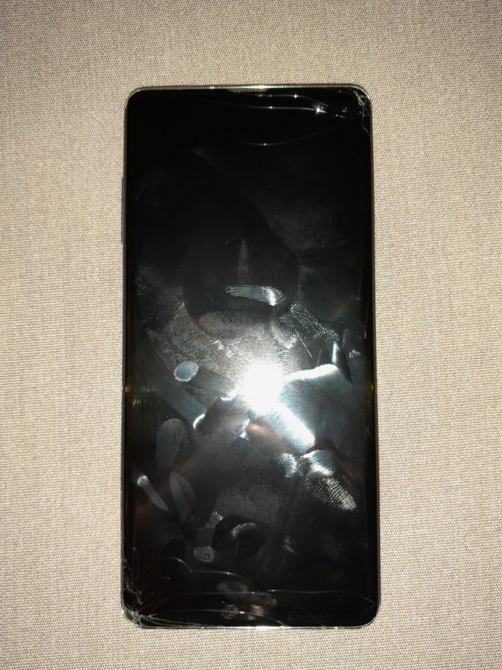 Samsung S10+ 1000 GB  Defekt