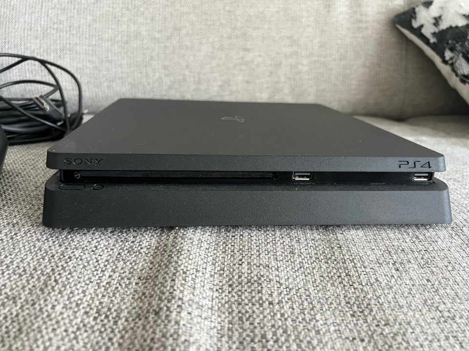 Playstation 4, Perfekt