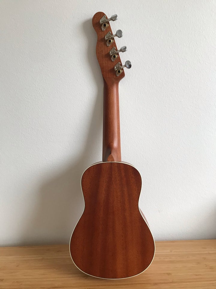 Ukulele, Fender California Coast