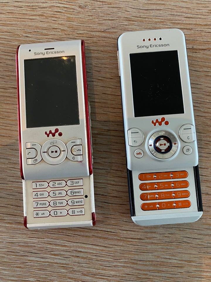 Sony Ericsson W595 og W580i