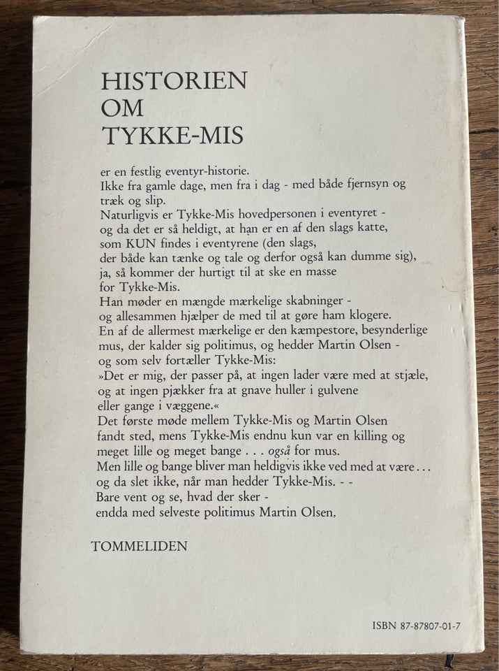 Tykke-mis 1979, Knud Holst, anden