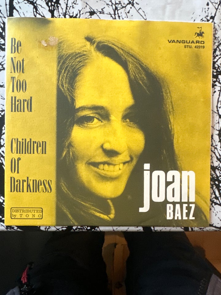 Single, Joan baez