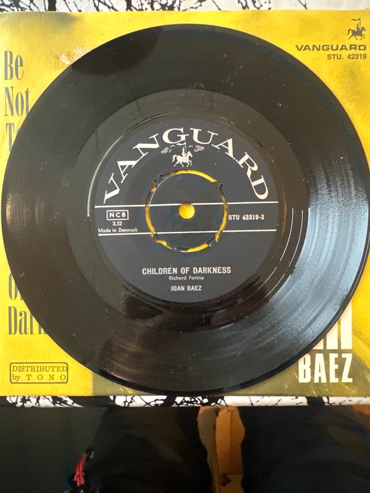 Single, Joan baez