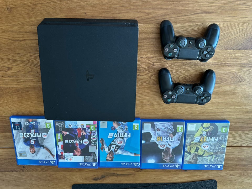 Playstation 4 PS4 Slim 1TG