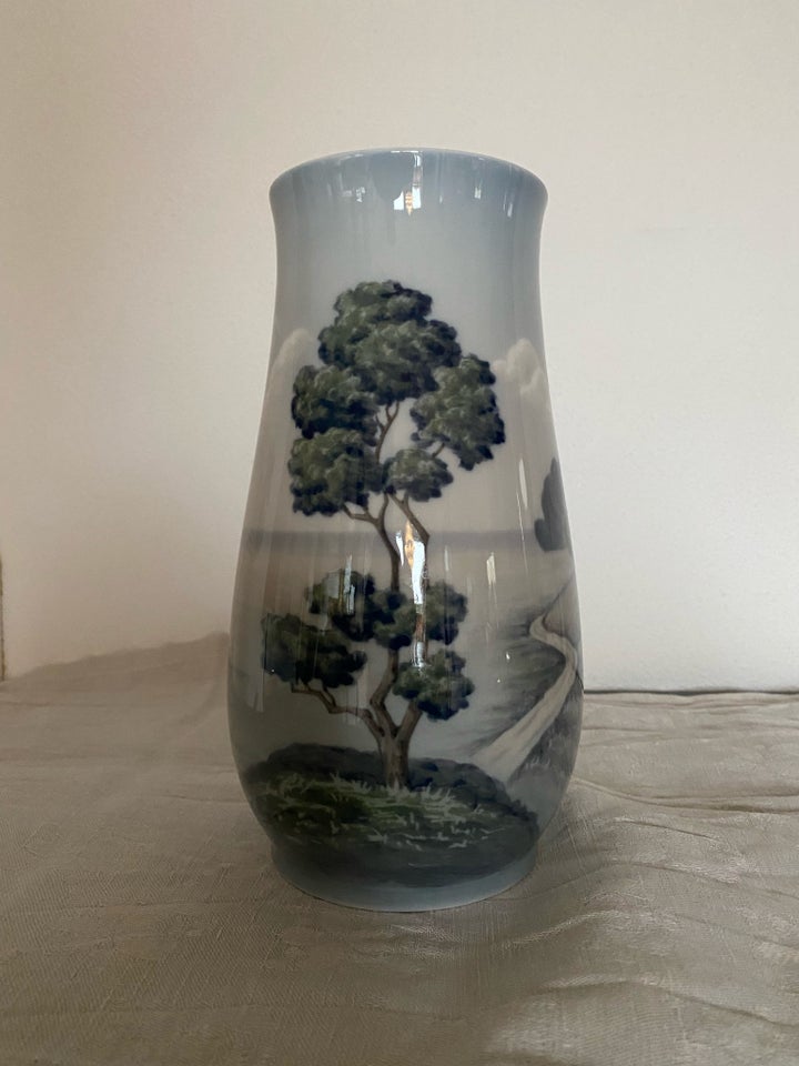 Porcelæn, Vase med landskab,