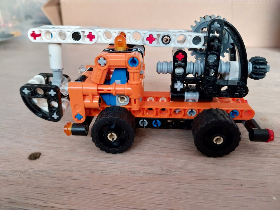 Lego Technic 42088