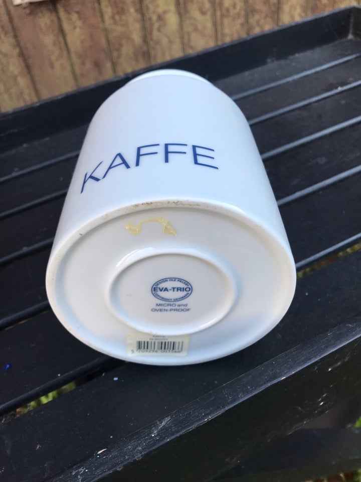 Kaffebeholder, Evatririo