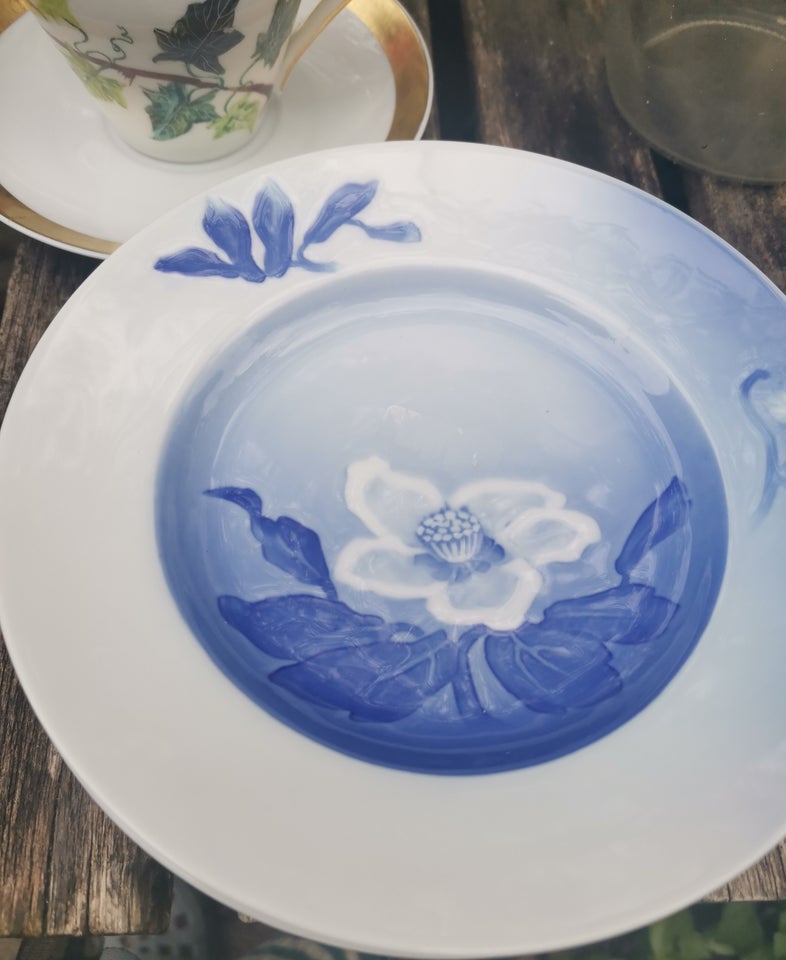 Porcelæn Julerose Bing og