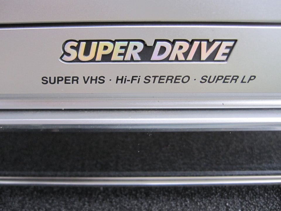 Super VHS, Panasonic, NV-HS830