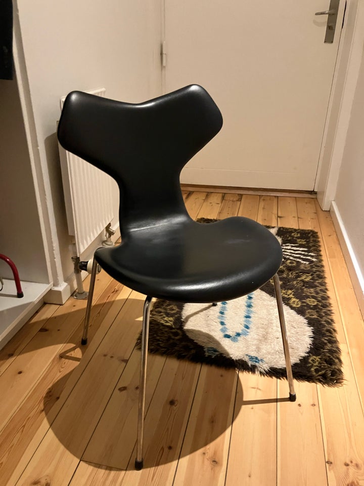 Arne Jacobsen, stol, Grandprix