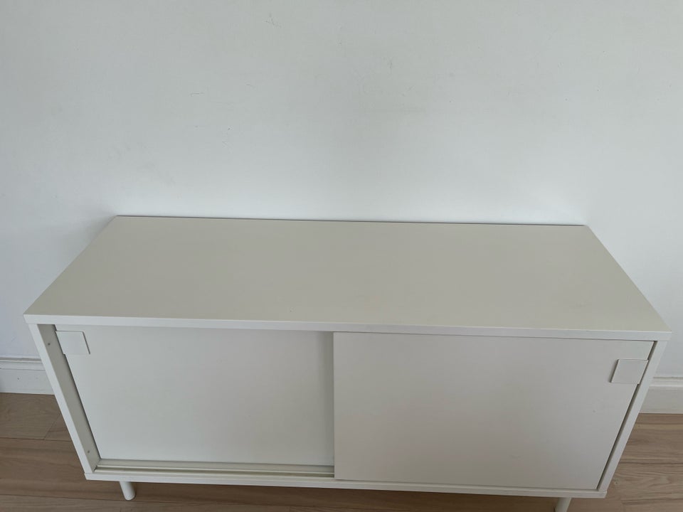 Skoskab Ikea b: 100 d: 35 h: 51