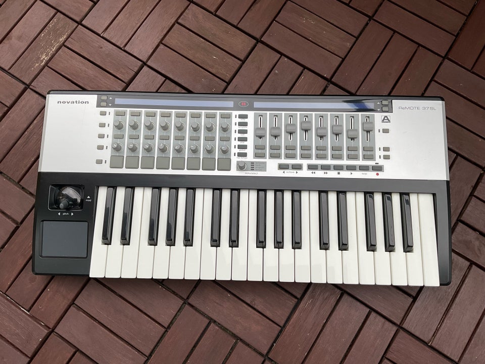 Midi keyboard, Novation Remote