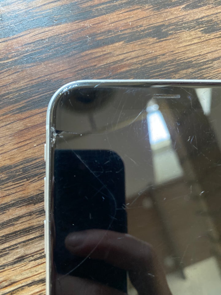 iPhone XR 64 GB hvid