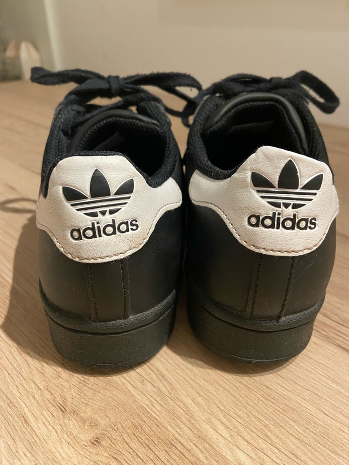 Sneakers, str. 36, Adidas