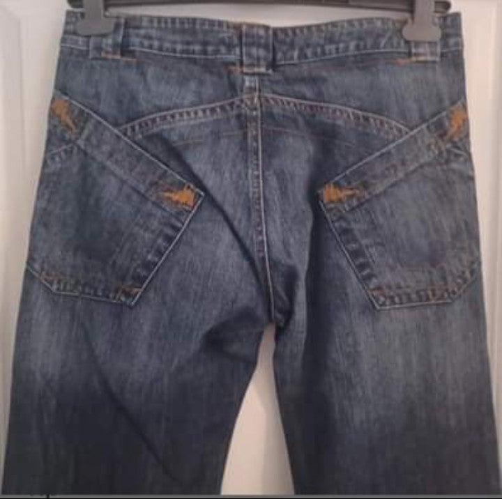 Jeans, Repeat, str. 40