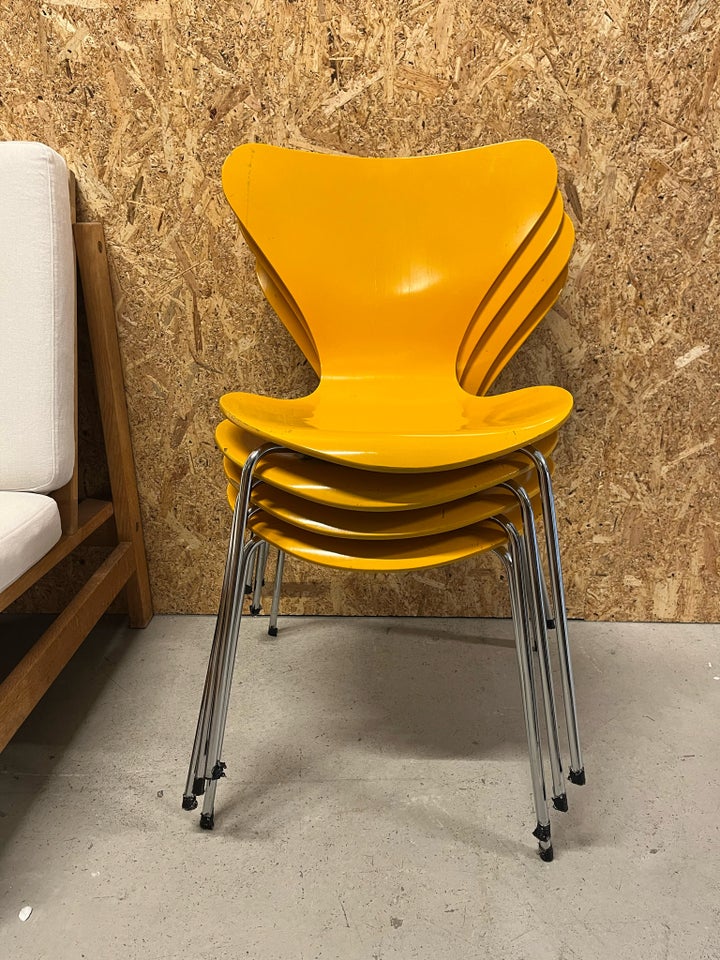 Arne Jacobsen 7’er Stole