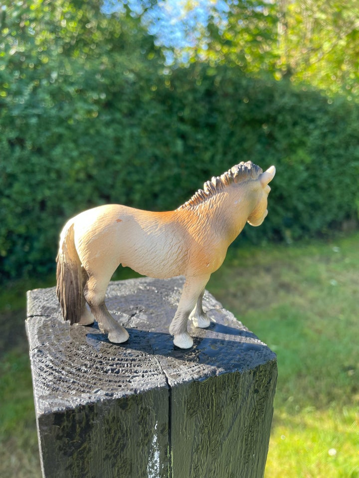 Dyr Schleich fjordhest