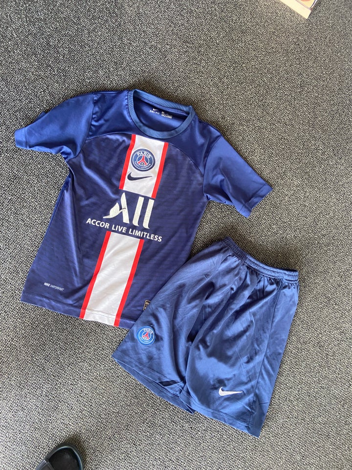 Fodboldtrøje Nike str 140