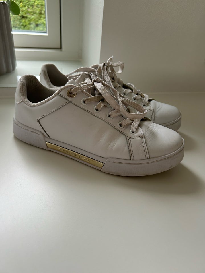 Sneakers, str. 38, Tommy Hilfiger