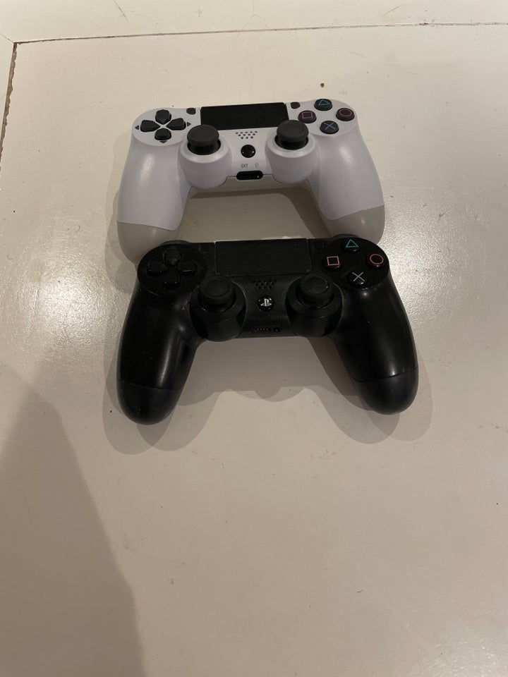 6 PS4 Spil og 2 controllere, PS4, FPS