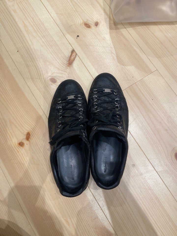 Sneakers, str. 44, Balenciaga