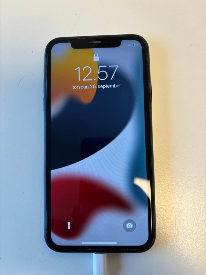 iPhone 11, 128 GB, sort